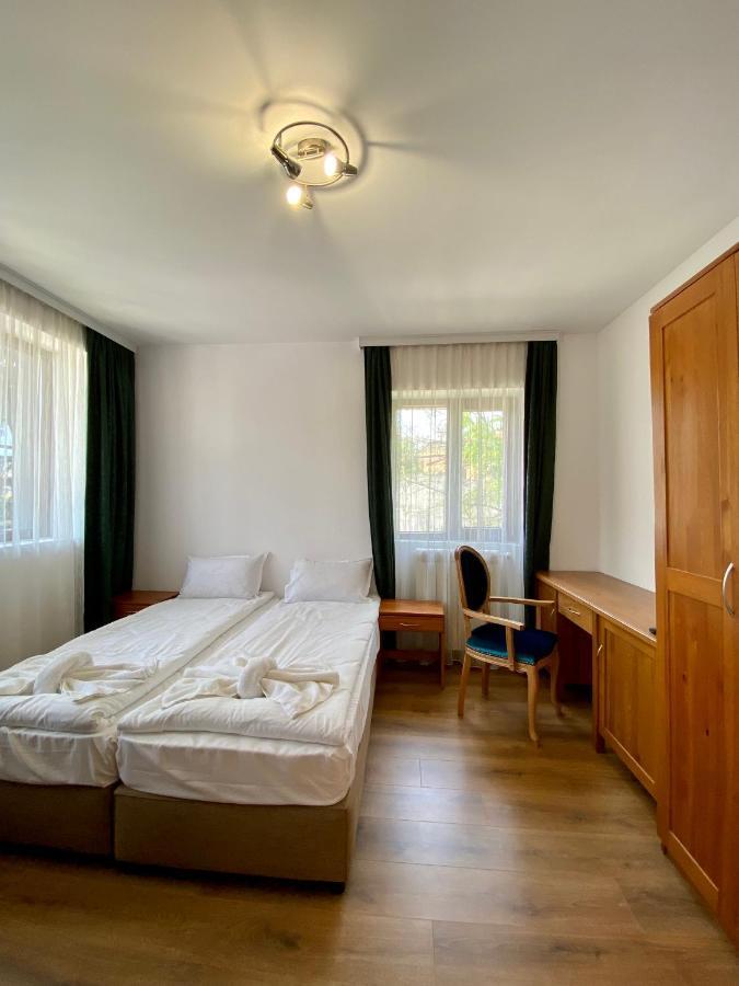 Edelweiss Central Hotel Bansko Exterior photo